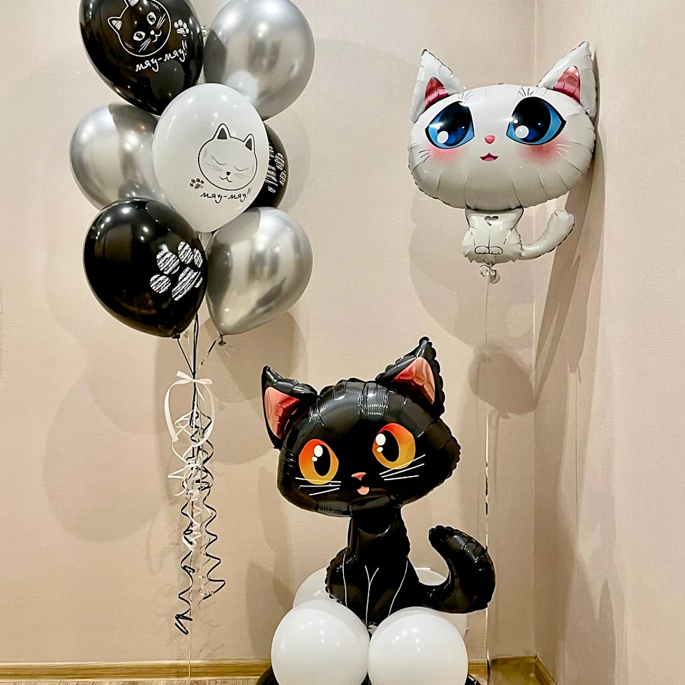 Композиция из шаров Котята